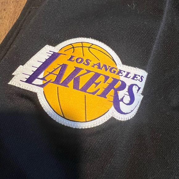 Adidas NBA Los Angeles Lakers sweatpants men’s Large - Picture 2 of 6